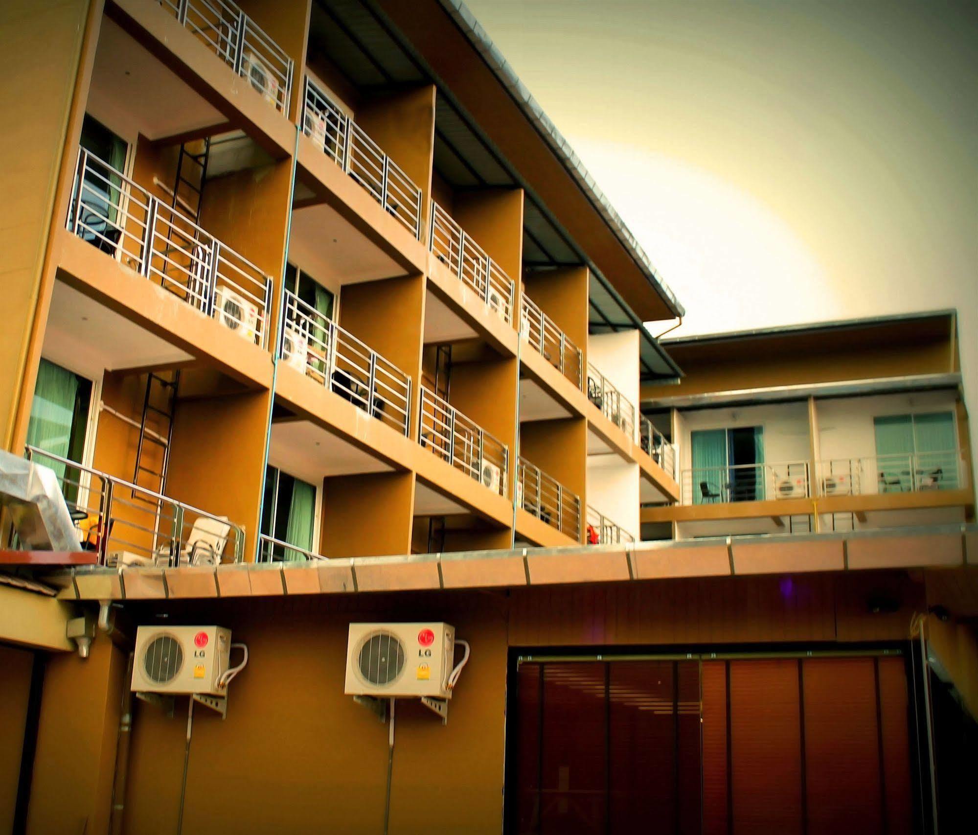 Silver Sand Suites Hotel Ao Nang Beach Exterior photo